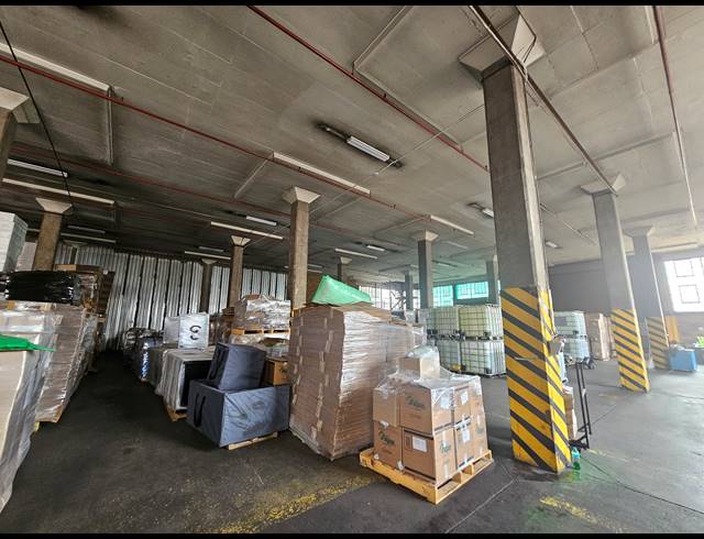4,318M² WAREHOUSE TO LET IN ISANDO